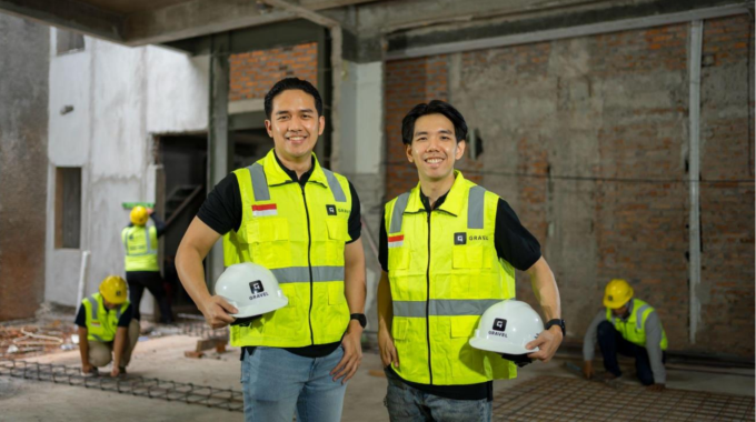 Gravel co-founders and CEOs Georgi Ferdwindra Putra and Fredy Yanto