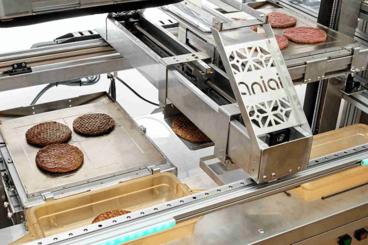 Aniai is bringing a burger-cooking robot to restaurants with $12M | TechCrunch