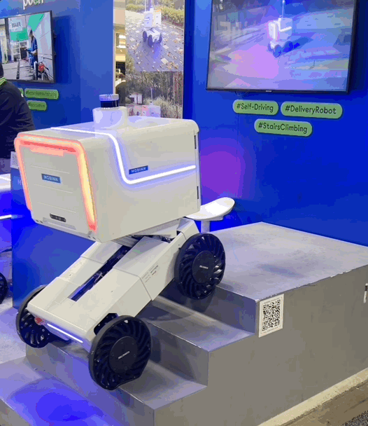 Mobinn delivery robot ascends stairs at CES 2024